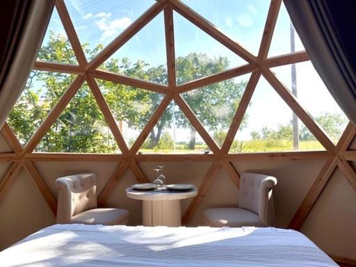 Dome Pathome Catonvielle Exteriér fotografie